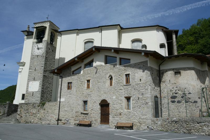 La chiesa di Provaglio Val Sabbia, sede della vacanza studio